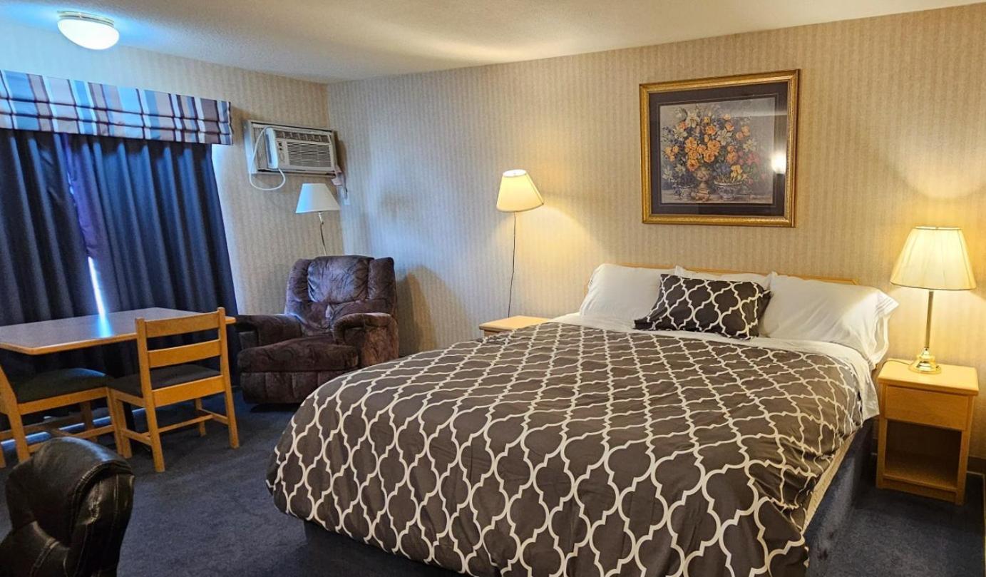 Perfect Inns & Suites Weyburn المظهر الخارجي الصورة